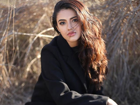 Amazing Looks Of Malvika Sharma In Black